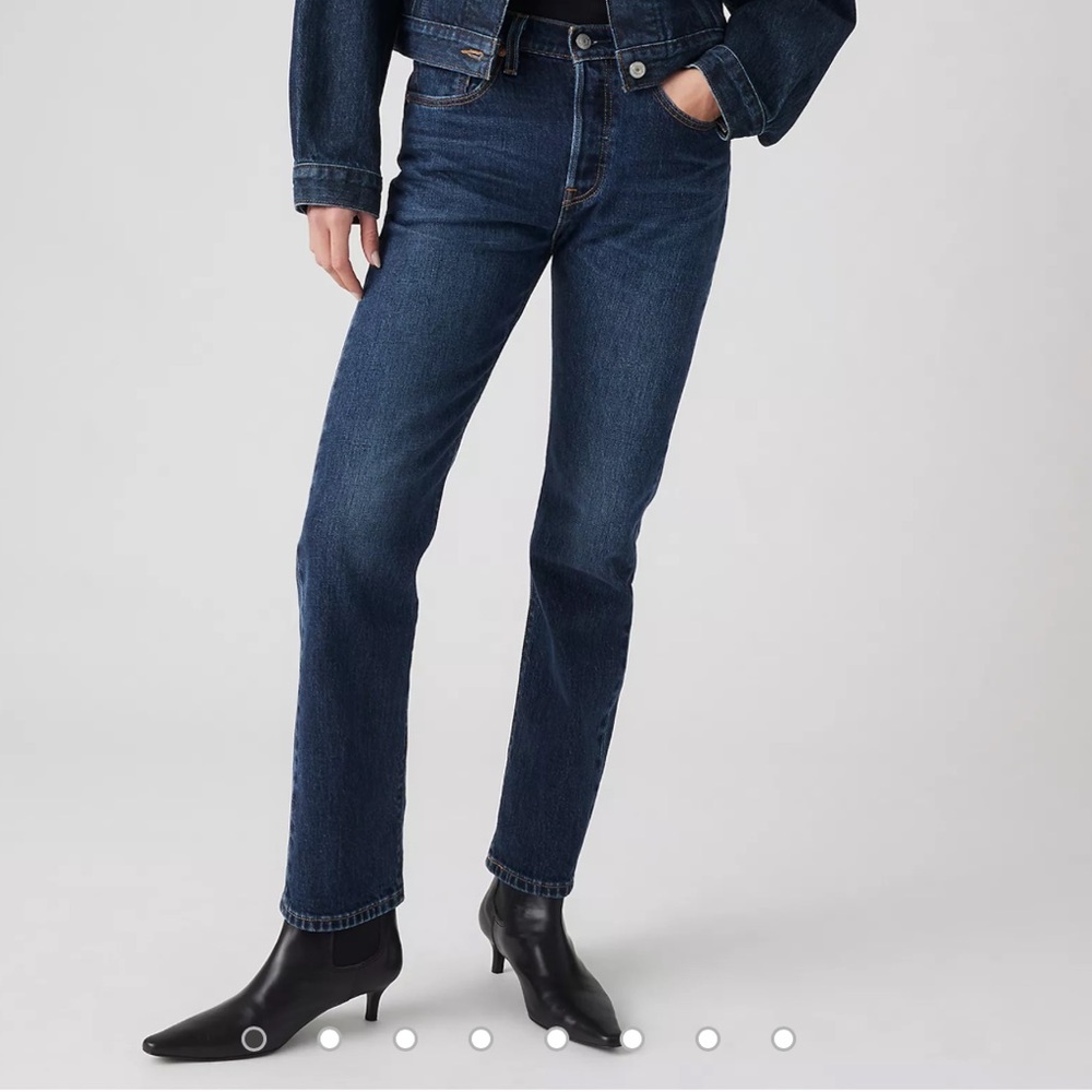 Levi’s 501 dark wash original low stretch